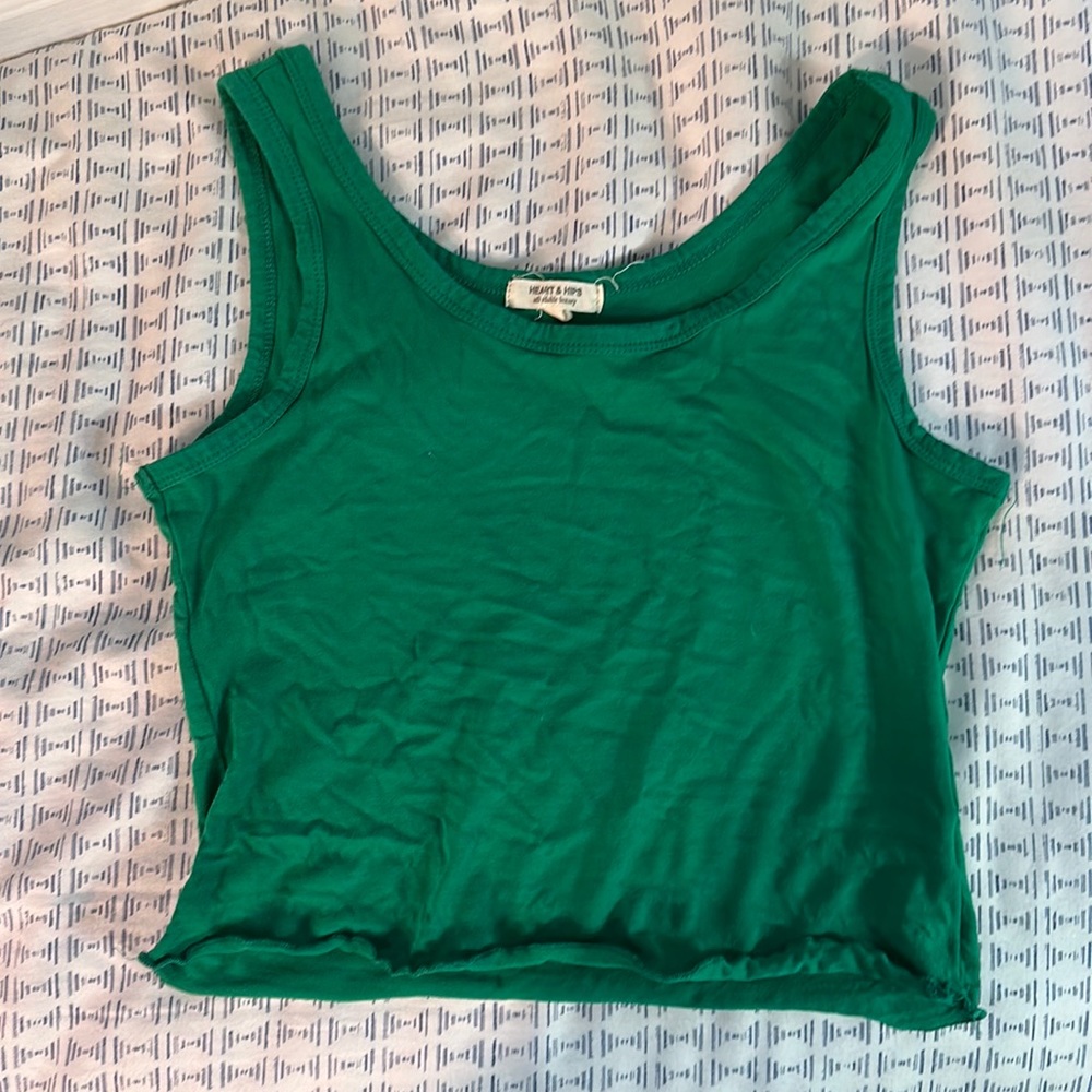 Solid green tank